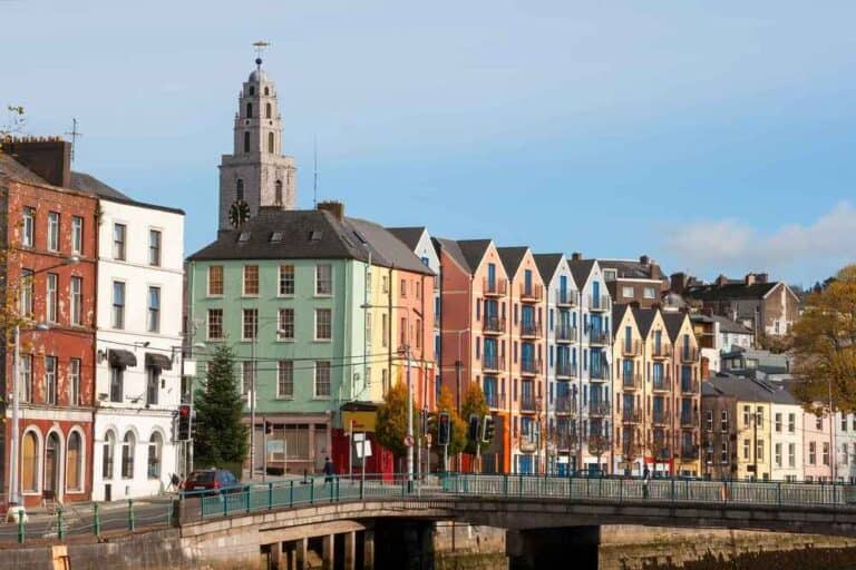 Language mini-stays for school groups in Cork.