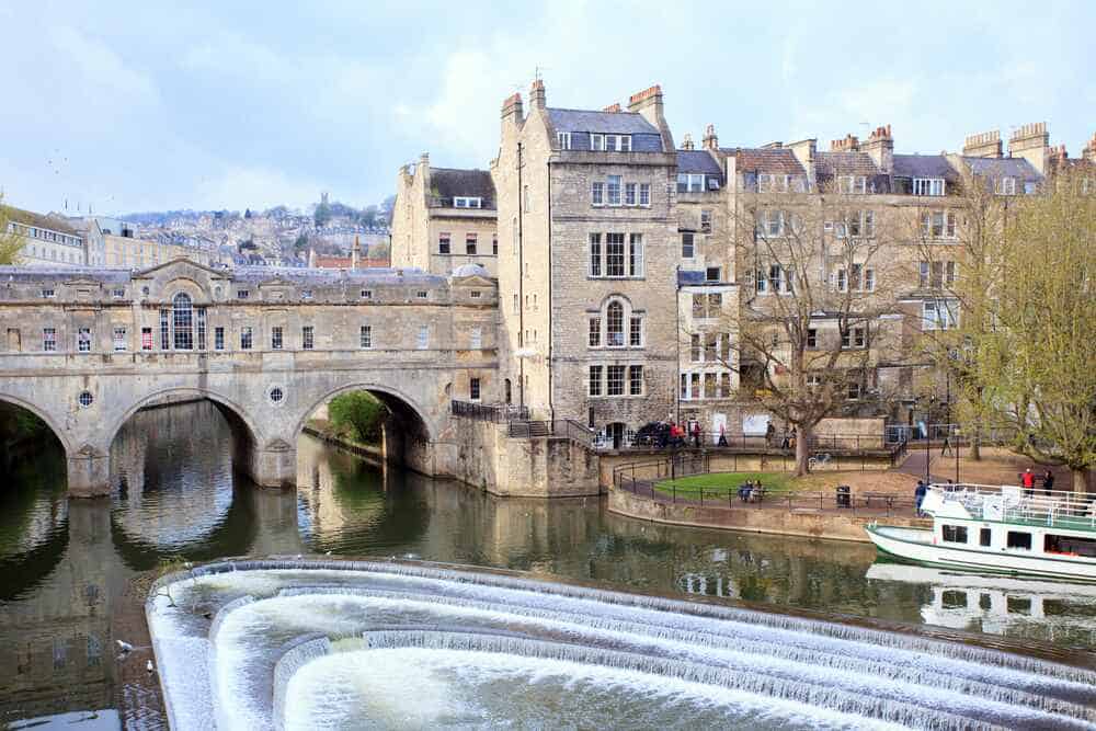 Schools of English and Courses in Bath